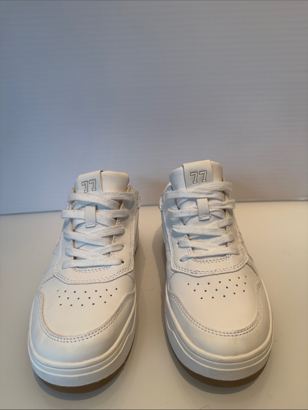 American Eagle Outfitters White Sneakers with Gum Outsole